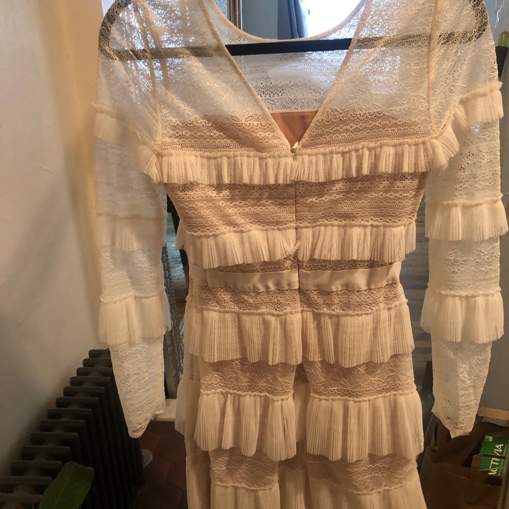White lace dress